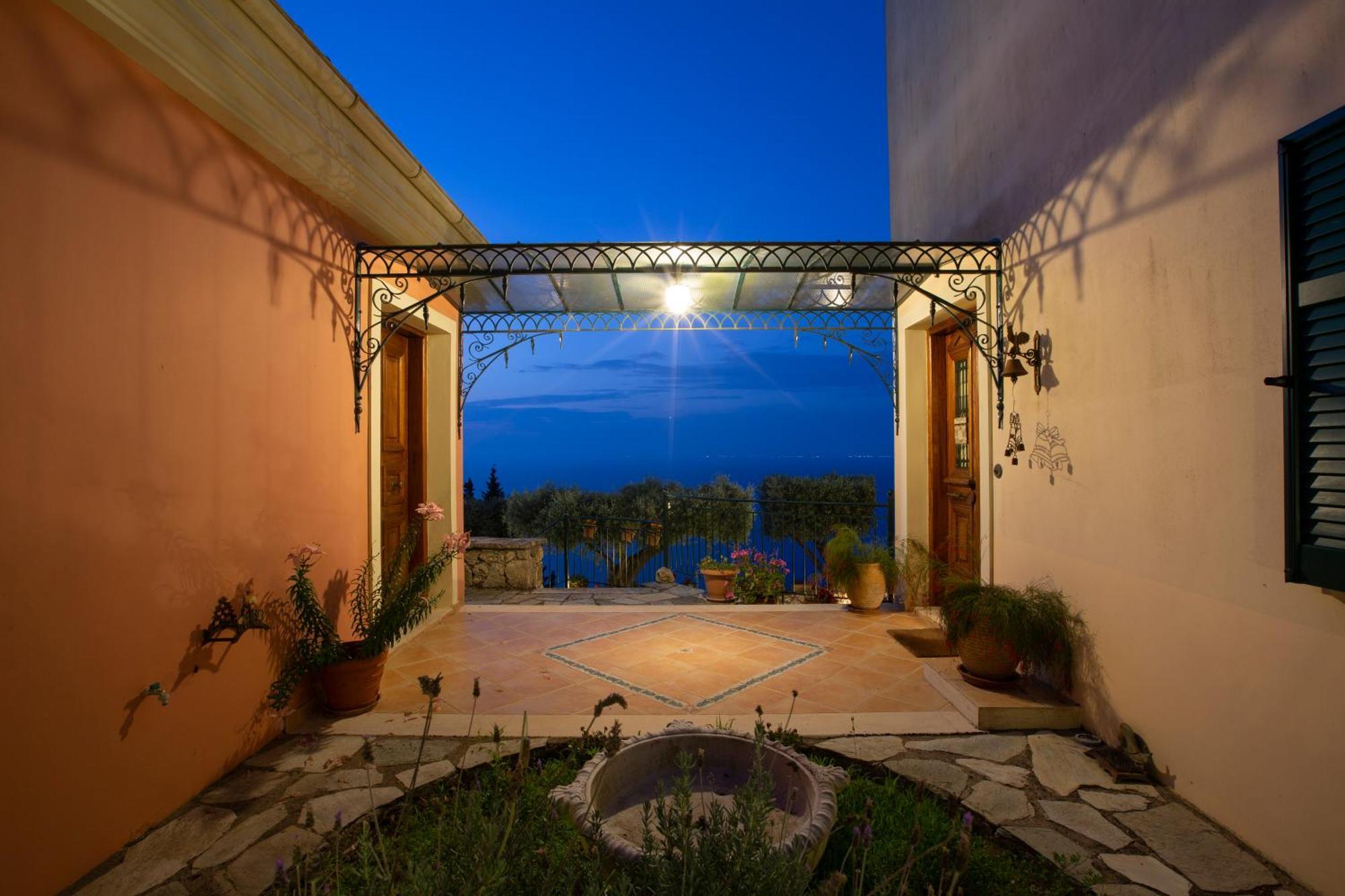 Boutique Villa Andronice Tsoukaládhes Buitenkant foto